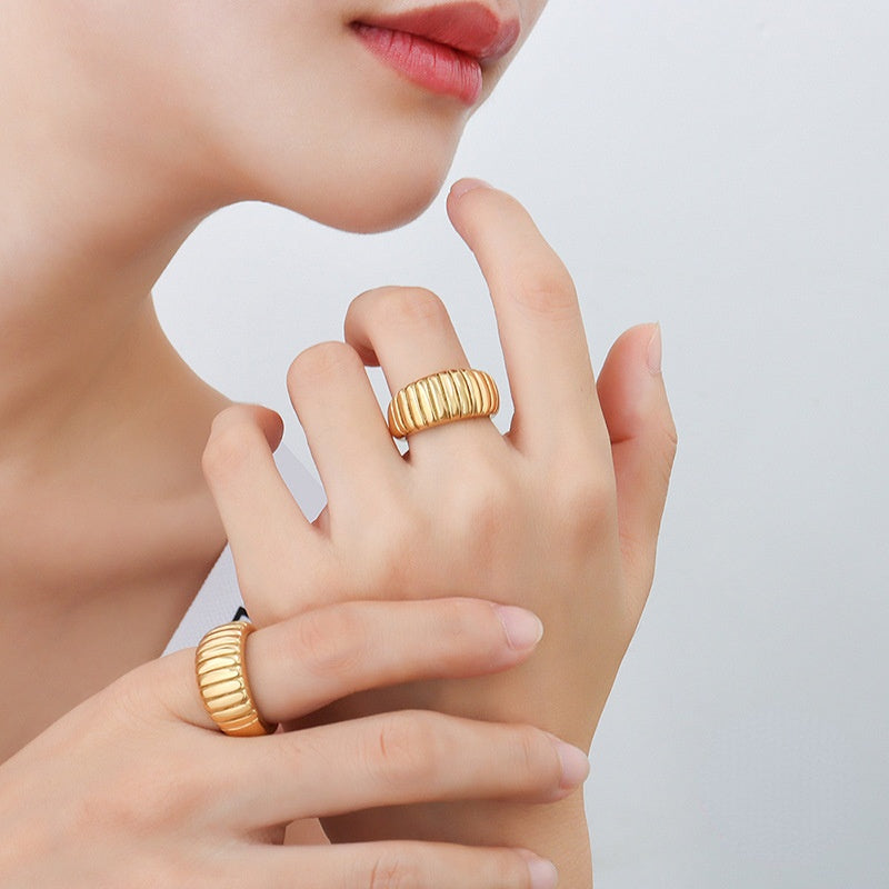 Croissant Texture Ring